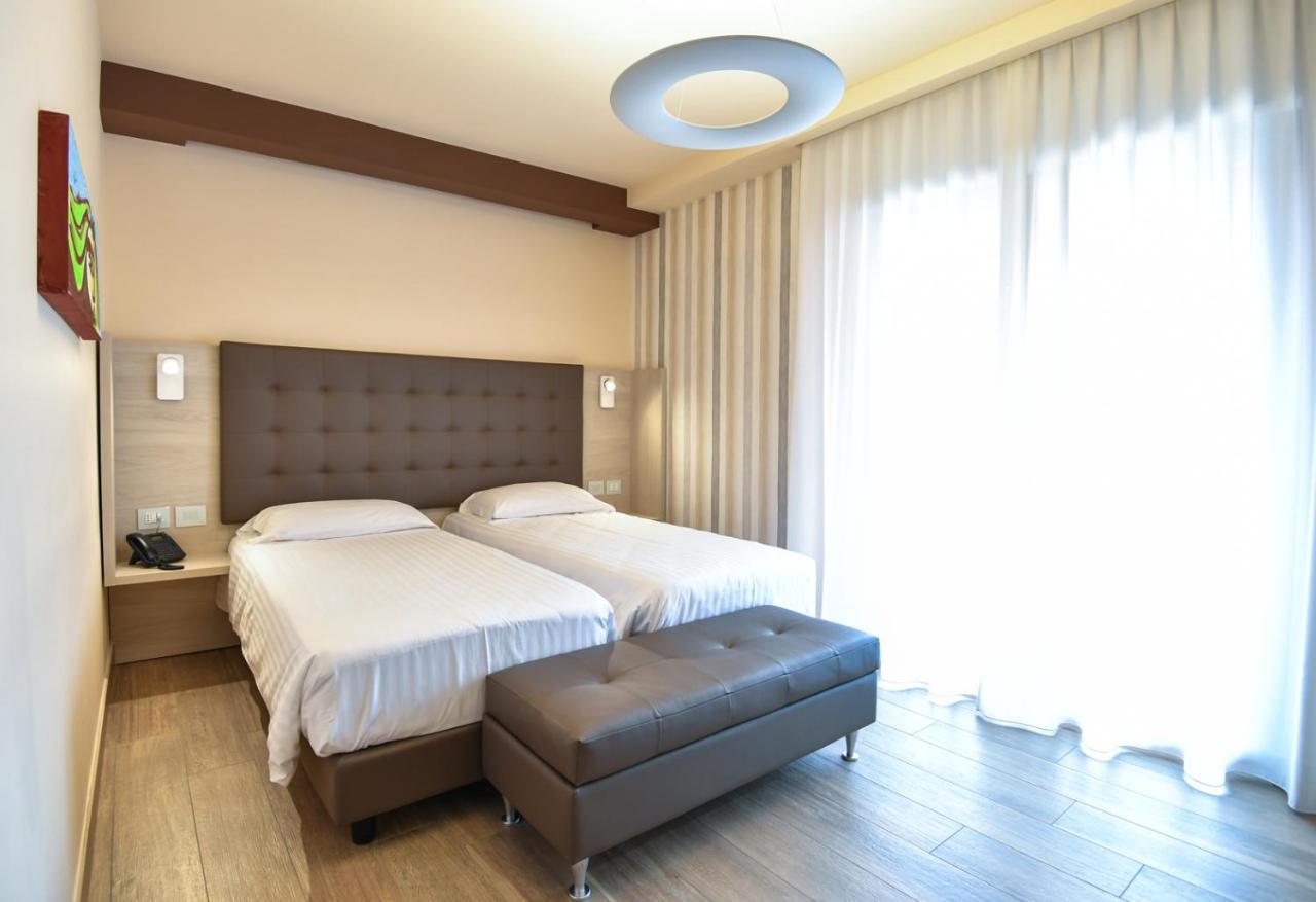 Bhotel Lagonegro Oda fotoğraf